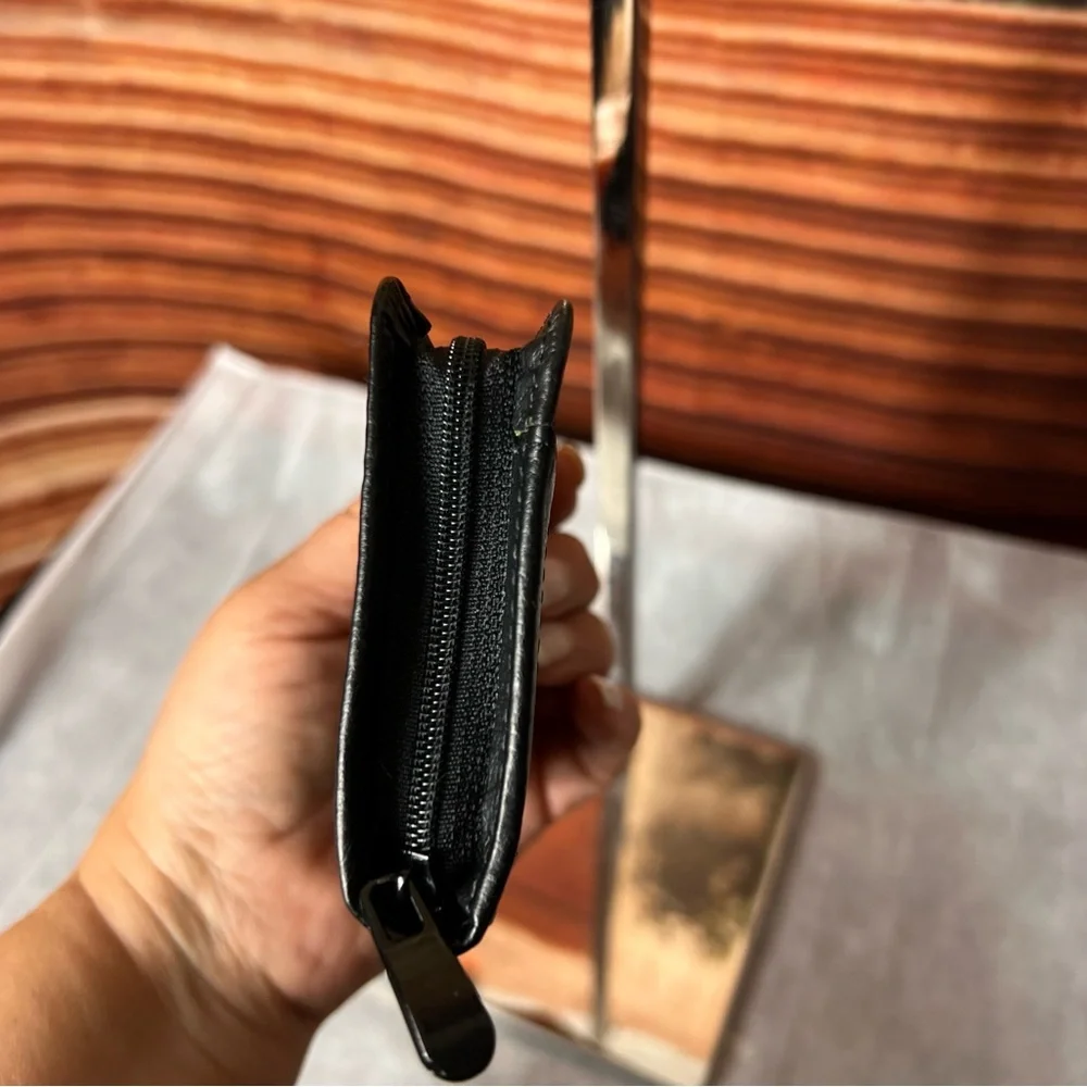 NWOT RFID Black Card Holder Wallet, 20 slots plus ID window
